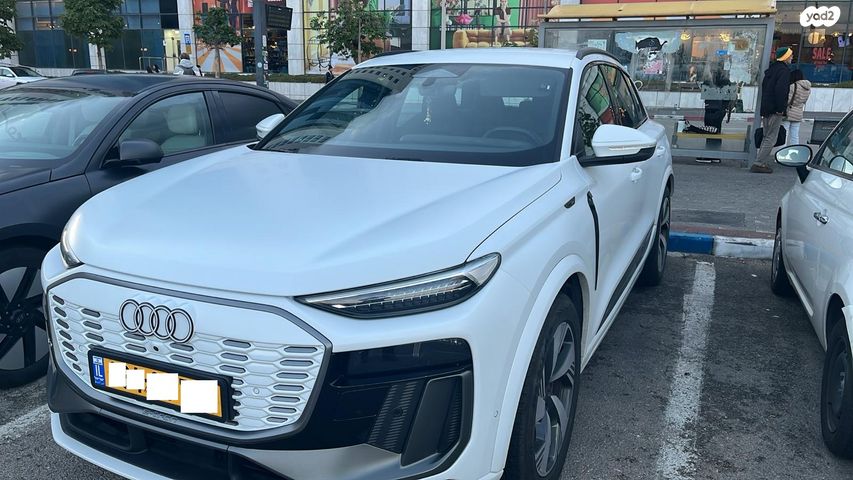 מודעת רכב אאודי Q6 e-tron