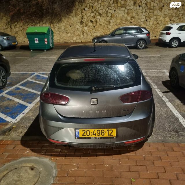 מודעת רכב סיאט לאון