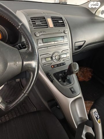 מודעת רכב טויוטה אוריס