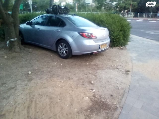 מודעת רכב מאזדה 6