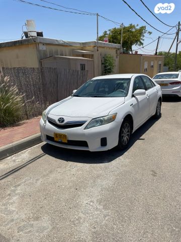 טויוטה קאמרי