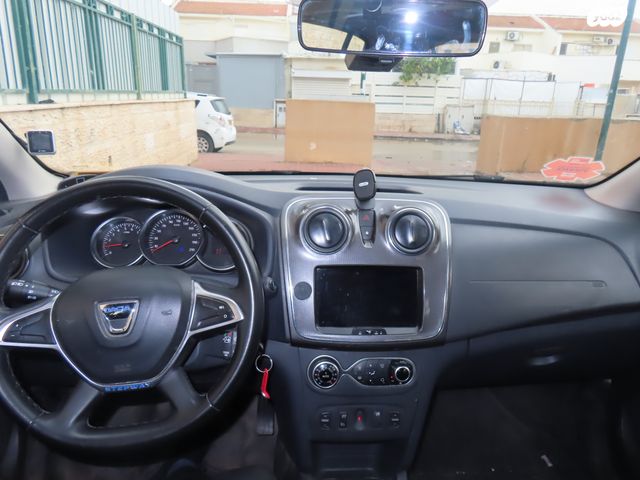 דאצ'יה סנדרו