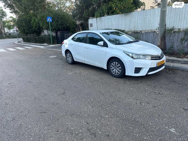 מודעת רכב טויוטה קורולה