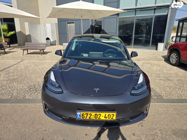 טסלה מודל 3