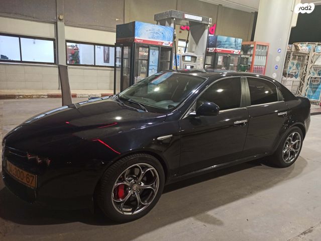 אלפא רומיאו 159