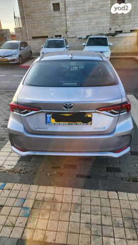 טויוטה קורולה