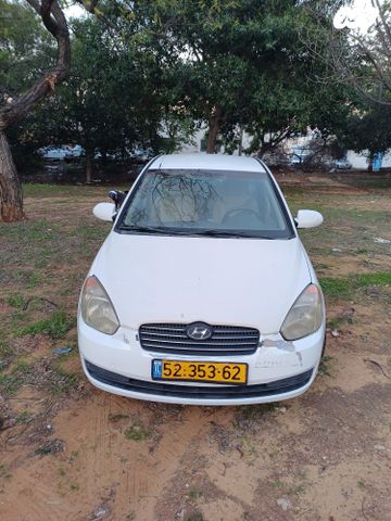 יונדאי אקסנט i25