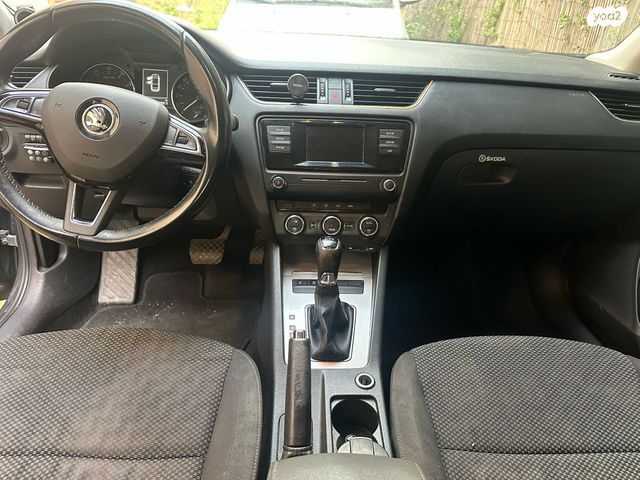 סקודה אוקטביה 