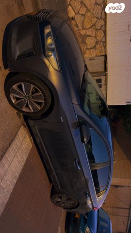 יונדאי איוניק