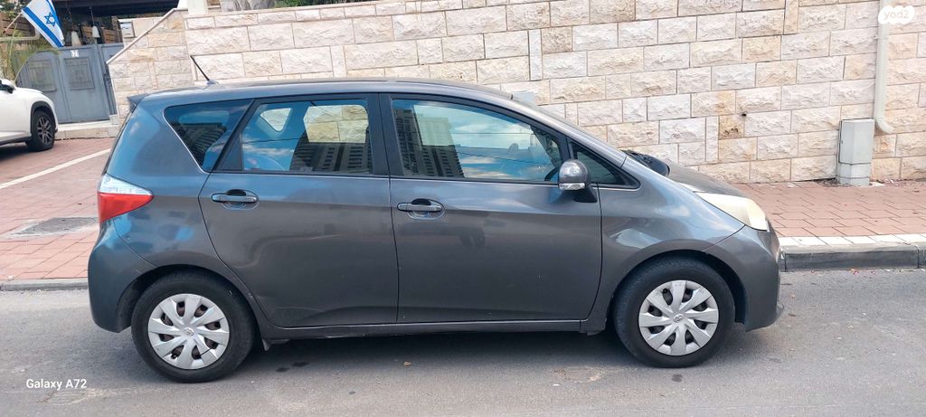 טויוטה ורסו-S