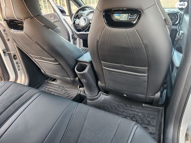 בי.ווי.די דולפין