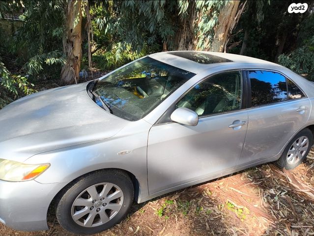 טויוטה קאמרי