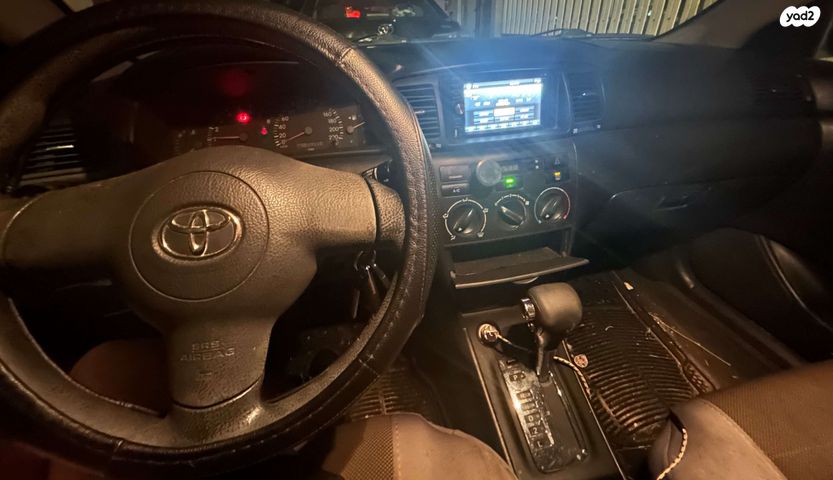 טויוטה קורולה