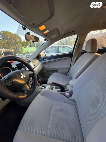 מיצובישי לנסר