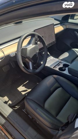 מודעת רכב טסלה מודל 3