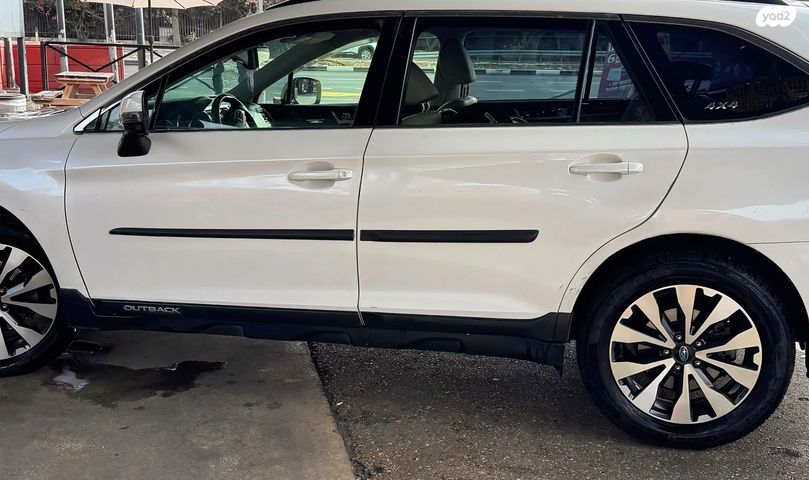 סובארו אאוטבק