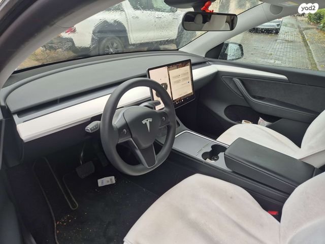 טסלה מודל Y