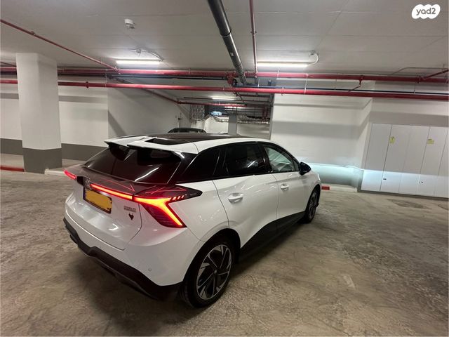 מודעת רכב אם ג'י MG4