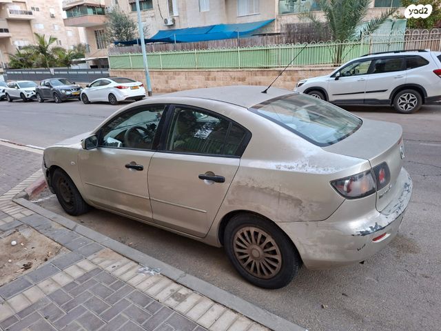 מאזדה 3