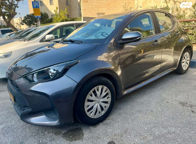 מודעת רכב טויוטה יאריס