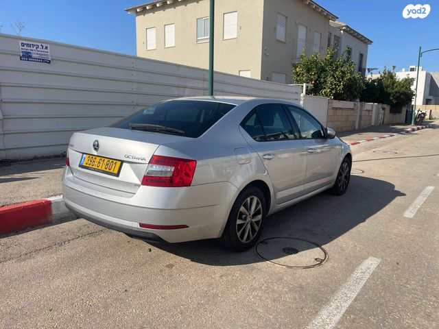 סקודה אוקטביה 