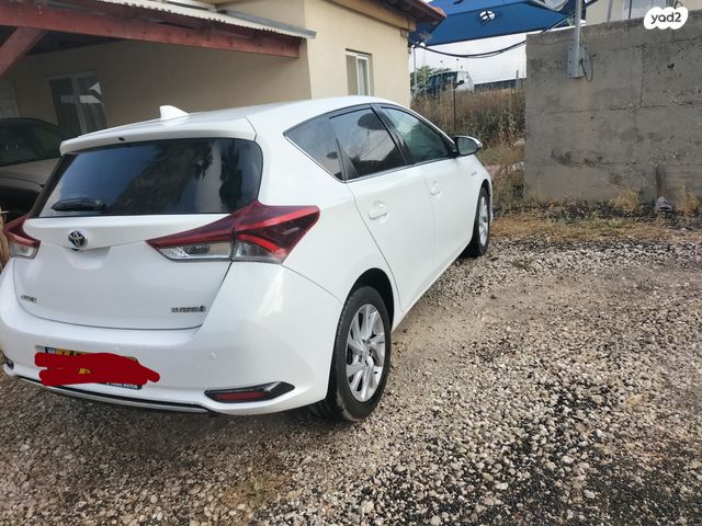 מודעת רכב טויוטה אוריס