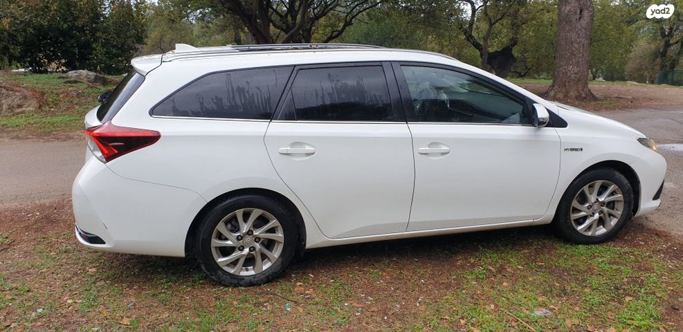 טויוטה אוריס