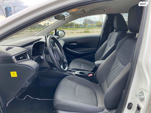 טויוטה קורולה