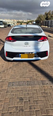 יונדאי איוניק