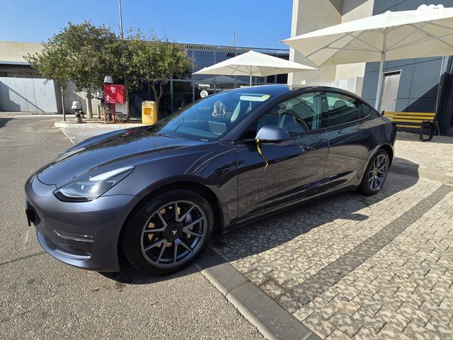 טסלה מודל 3
