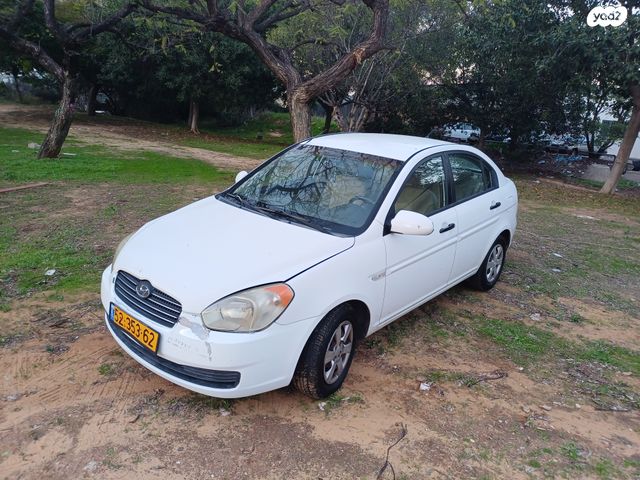 יונדאי אקסנט i25