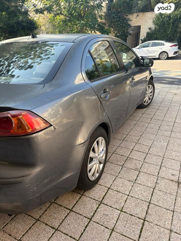 מיצובישי לנסר