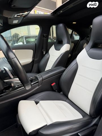 מודעת רכב מרצדס-בנץ CLA