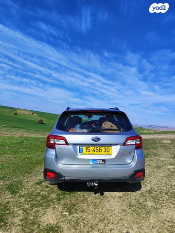 סובארו אאוטבק