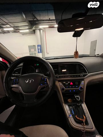 יונדאי אלנטרה