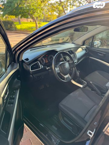 סוזוקי קרוסאובר