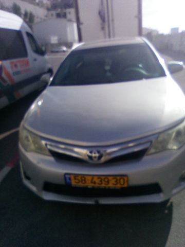 מודעת רכב טויוטה קאמרי