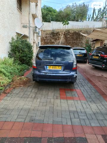 מיצובישי גרנדיס