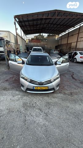 מודעת רכב טויוטה קורולה