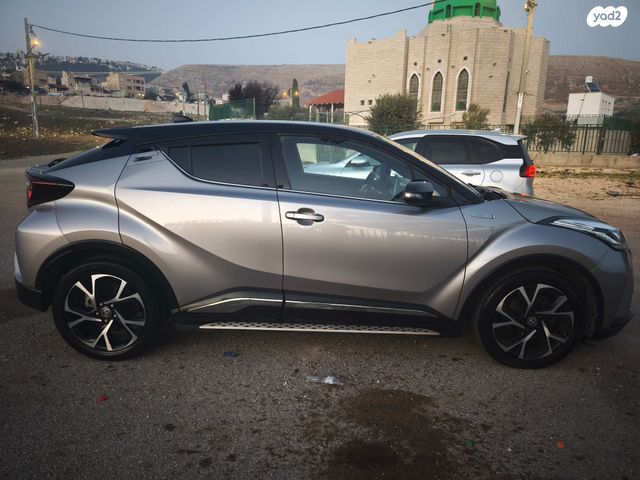 טויוטה C-HR