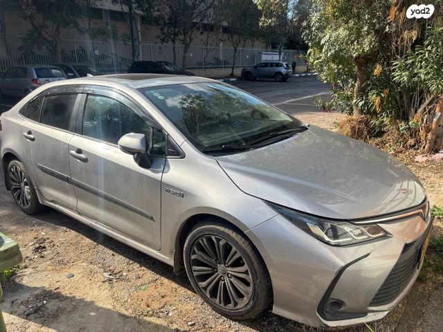 מודעת רכב טויוטה קורולה