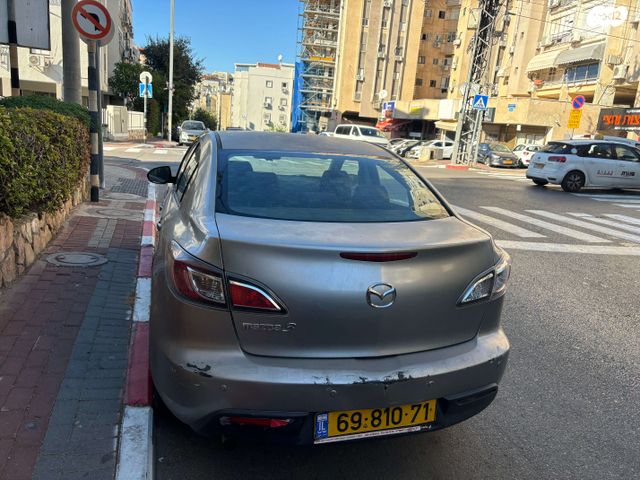 מאזדה 3
