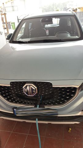 מודעת רכב אם ג'י ZS