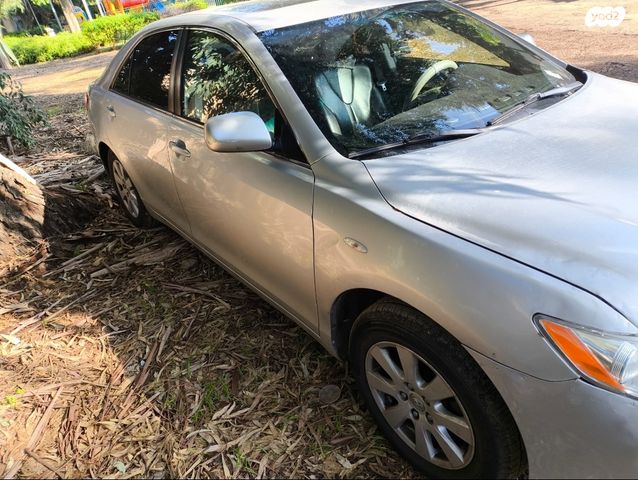 טויוטה קאמרי