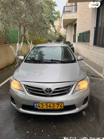 טויוטה קורולה