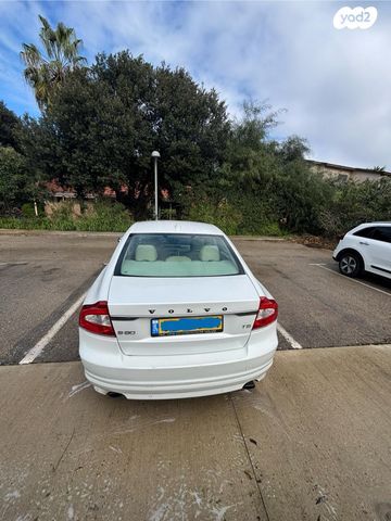 וולוו S80