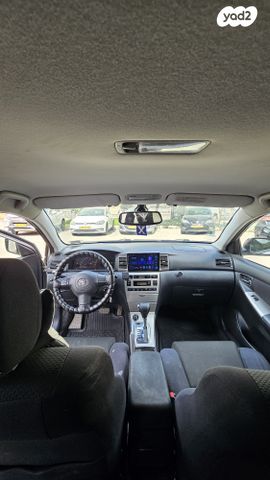 טויוטה קורולה