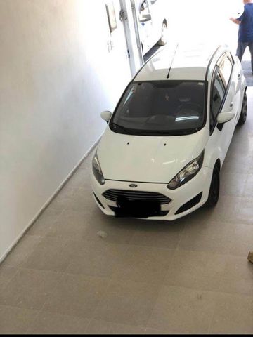 מודעת רכב פורד פיאסטה