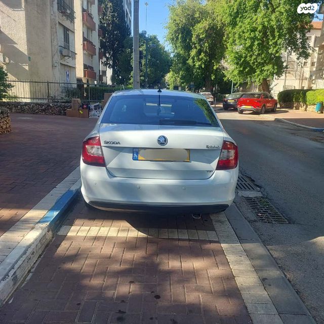 סקודה ראפיד