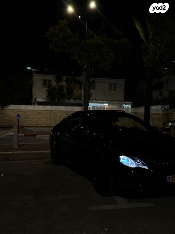מודעת רכב מרצדס-בנץ E-class